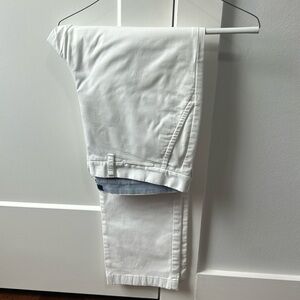 Tommy Hilfiger. White, men’s pants.